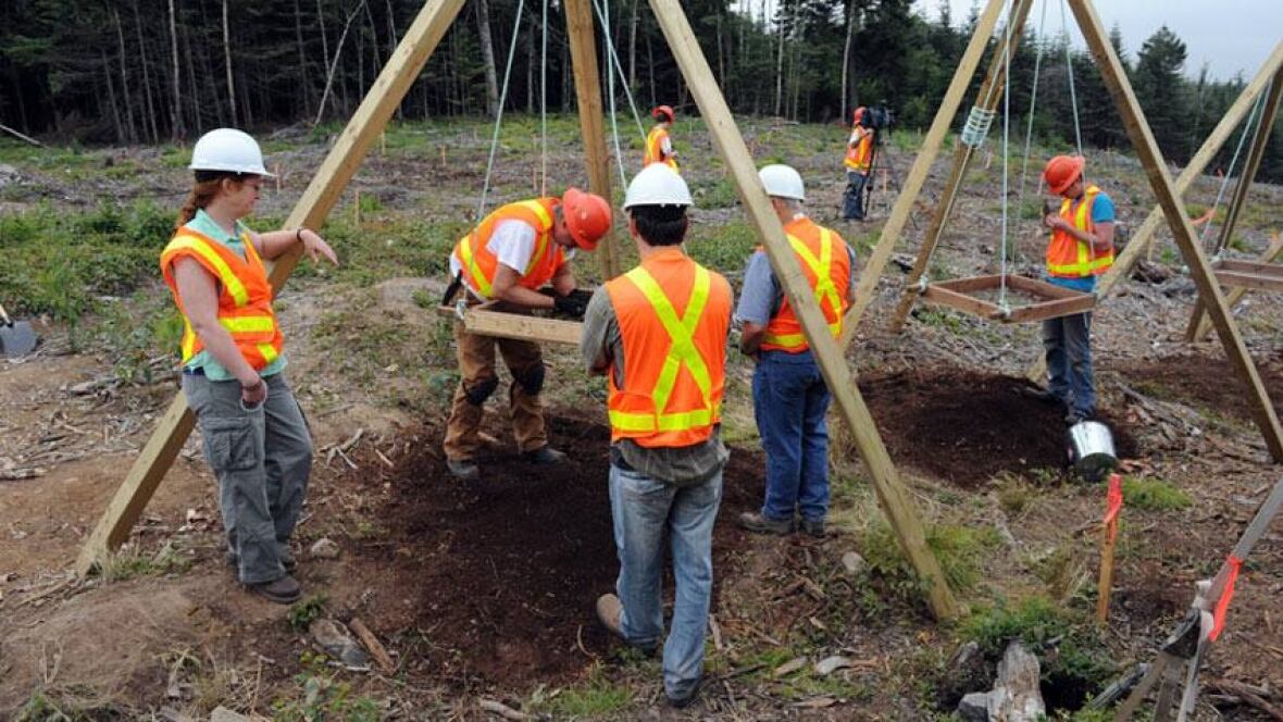First Nation artifacts discovered, divert highway New Brunswick CBC