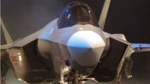 f35-392