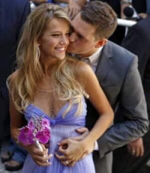 buble-weds-250