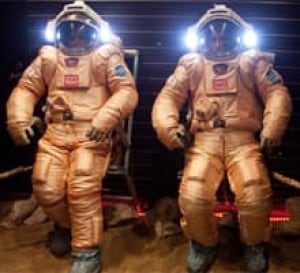 sm-220-mars-cosmonauts