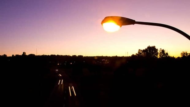 hi-cgy-streetlights