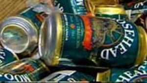 in-nb-moosehead-beer-220