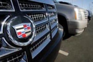 cadillac-escalade-cp-2371652-220x147