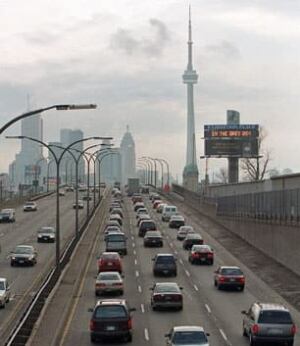 v-toronto-cars-cp-917710