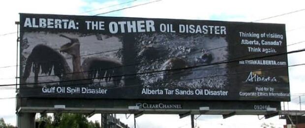 cgy-oilsands-ad-cp-9046277
