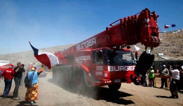 w-chile-miners-cp-56163744