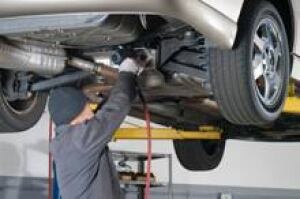 auto-service-is-000008154256-220x146