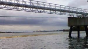 st-lawrence-spill-slick-0929