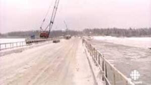 tp-dehcho-bridge-winter09