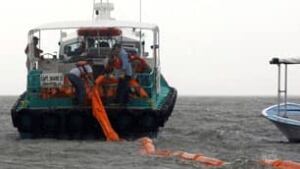 tp-boom-boat-cp-8589883