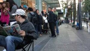 iphone-line-upimg00252-2010
