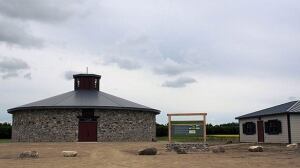 sk-bell-barn-full-dl