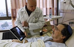 tablet-hospital-392-rtxvygq