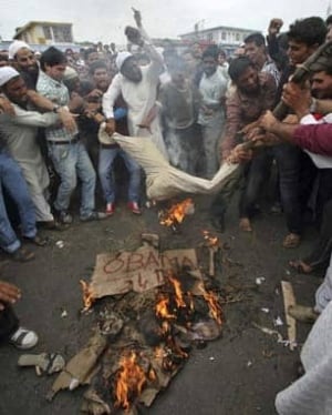 kashmir2010protest-rtr21be4