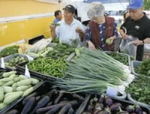 vegetables-stall-cp-5719438