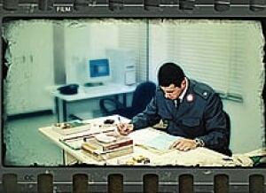 leb-eid-at-desk-220