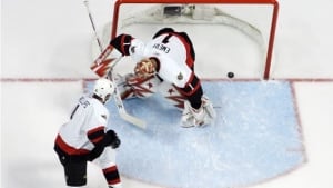 584-owngoal-101125