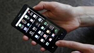 smart-phone-cp-9072831-306x172