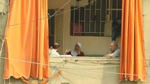 ayed-balcony-chat300