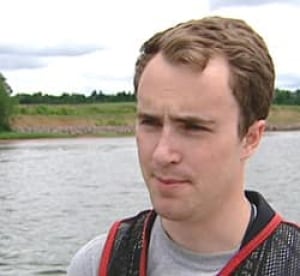 pe-jamesmacphee