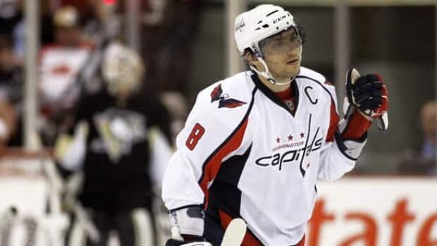 ovechkin-get-100406-584