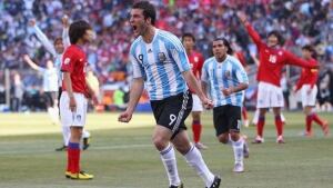 higuain-gonzalo100617getty