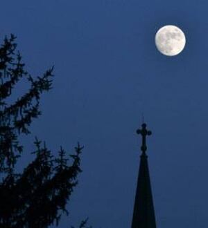 moon-night-cp-8937398