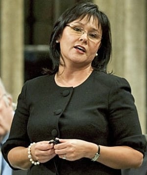 aglukkaq-9880347
