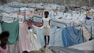 tp-haiti-tents-cp-8074600