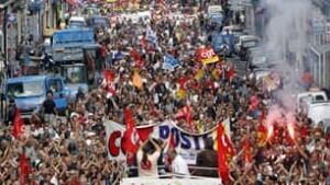 tp-france-workers-cp-rtr2i0