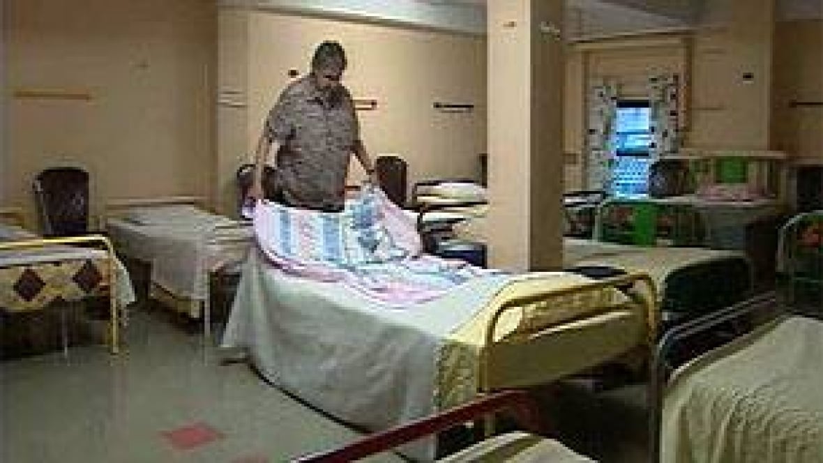 More elderly women using Que. shelters Montreal CBC News