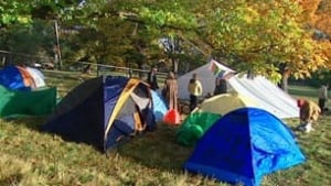 bc-081017-victoria-tents1