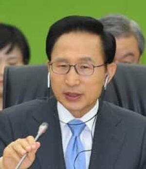 g20-myung-bak-cp-220