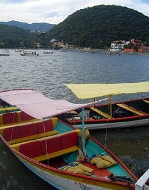 chapala-boats-250
