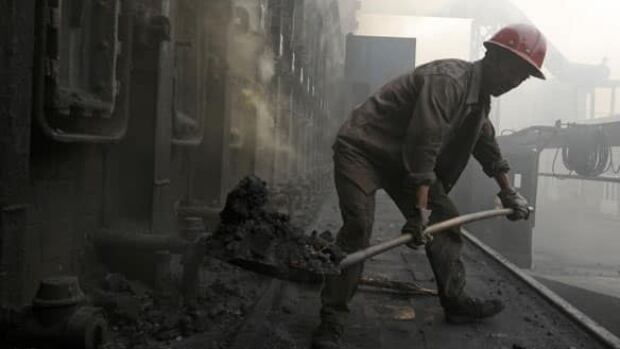 w-china-coal-worker-polluti