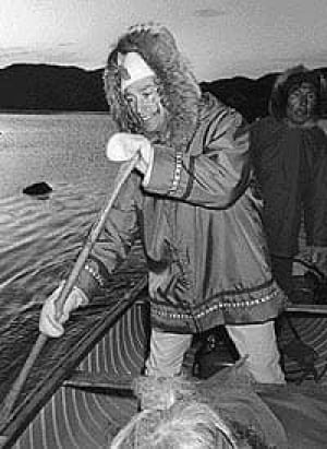 pierre-trudeau-fur-paddle-1