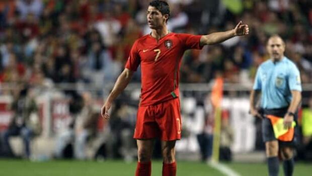 ronaldo-cristianox091010ap