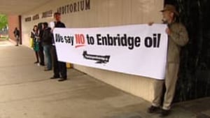 tp-edm-enbridge-protest