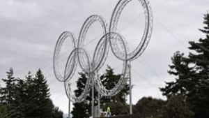306-olympic-rings-090301cp