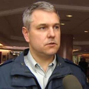 nl-newell-wayne-200905