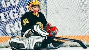 goalie-equip-change-306
