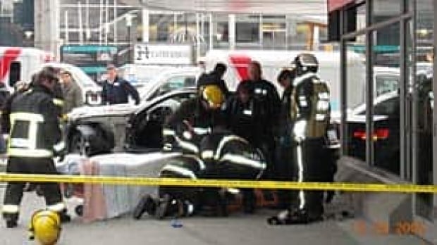 bc-091229-carjacking-cbc