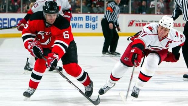 devils-hurricanes-080411
