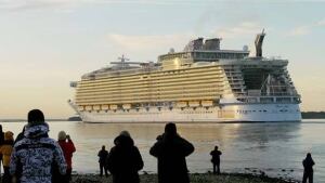 w-cruise-ship-cp-7573861