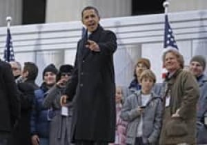 obama-crowd-cp-6108347