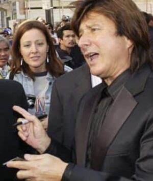 steve-perry-cp-RTRL6S3