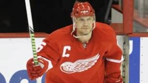 306-lidstrom090501