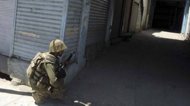 pakistan-soldier-cp-w678257