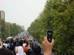 tehran-reut-090622-RTR24X46