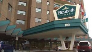 nl-elizabeth-909